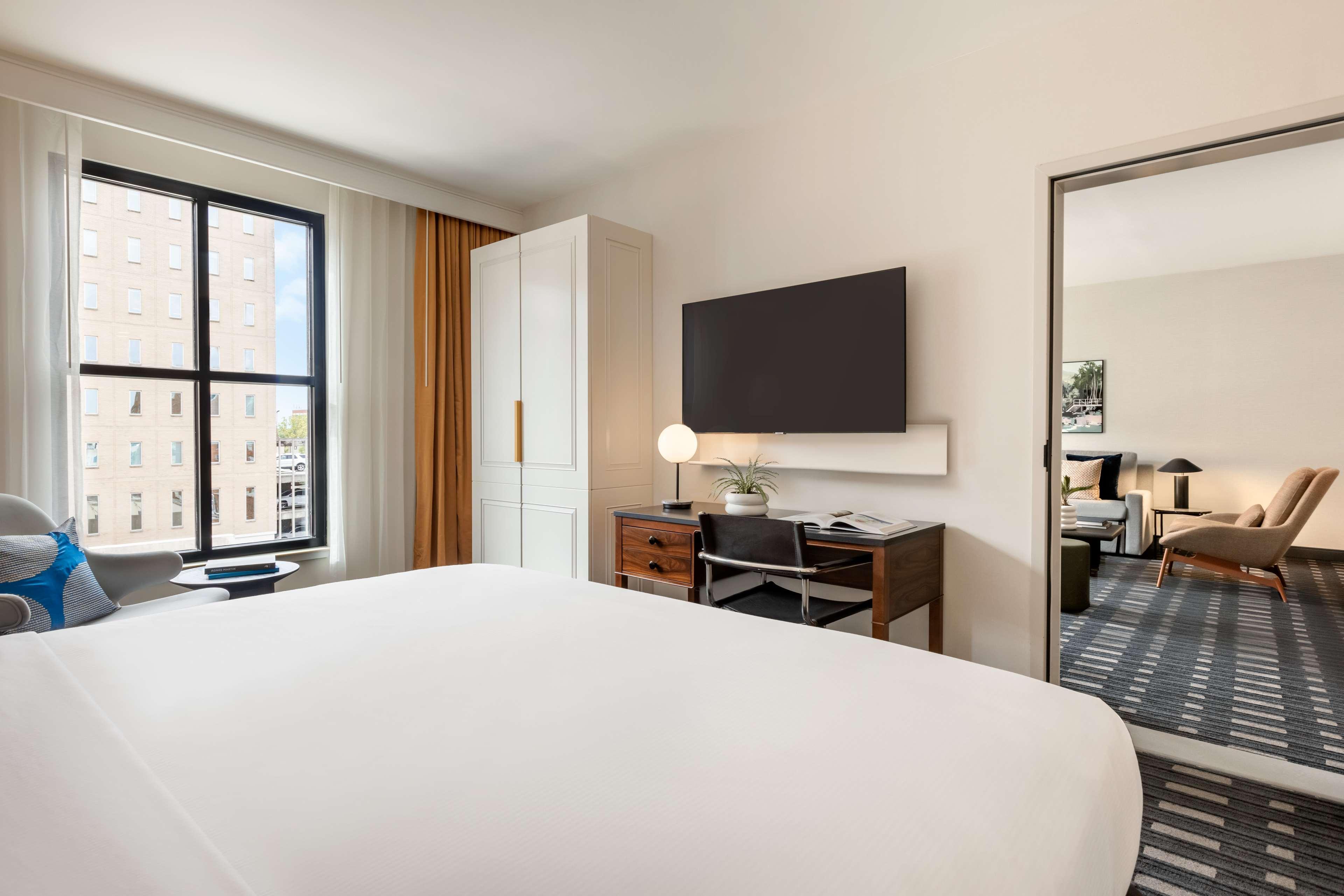 106 Jefferson Huntsville, Curio Collection By Hilton Exterior foto